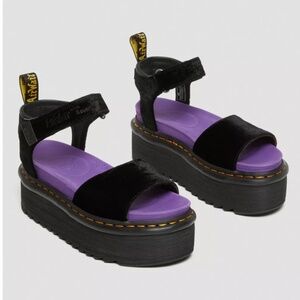 X-GIRL VELVET STRAP PLATFORM SANDALS Dr. Martens